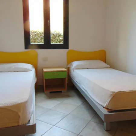Franculacciu, San Teodoro アパート *